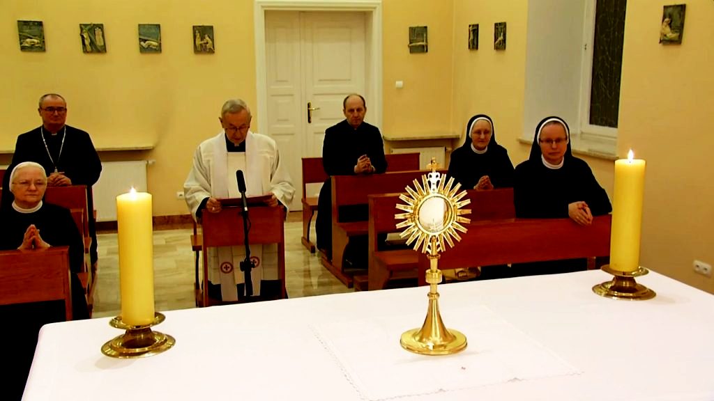 Poświęcenie Polski Najświętszemu Sercu Jezusa i Niepokalanemu Sercu Maryi w Fatimie i w Poznaniu