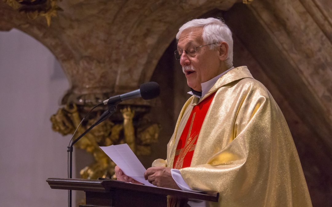 Generał jezuitów Arturo Sosa w Paray-le-Monial