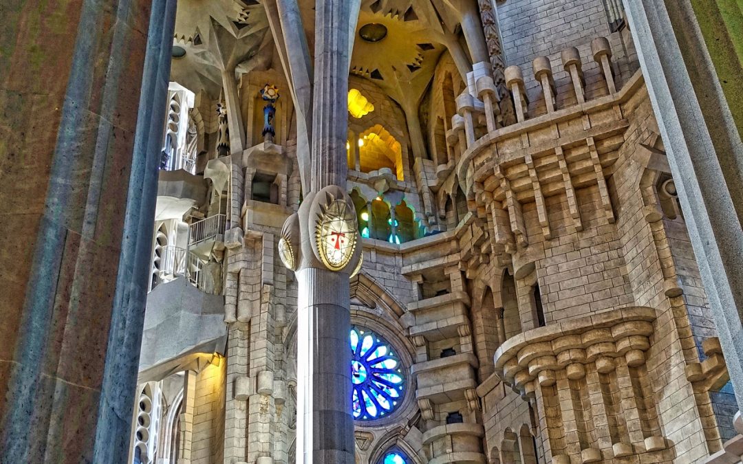 Sagrada Família – od krypty Gaudíego do najwyższej wieży Chrystusa